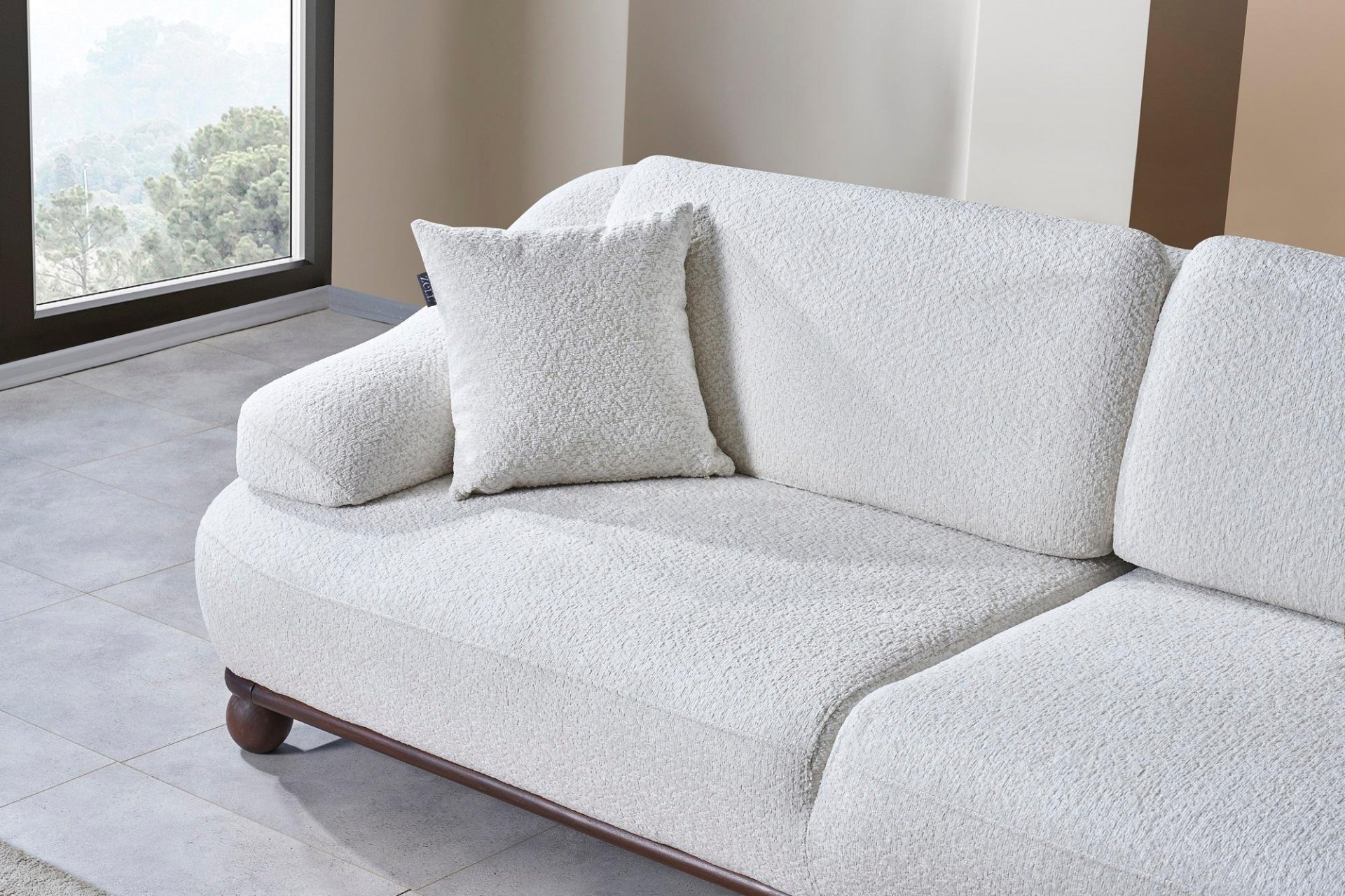 LIONA DREISITZER-SOFA