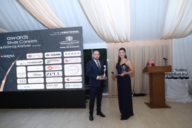 Kadir Özenen ontving de prijs voor de meest milieuvriendelijke ondernemer